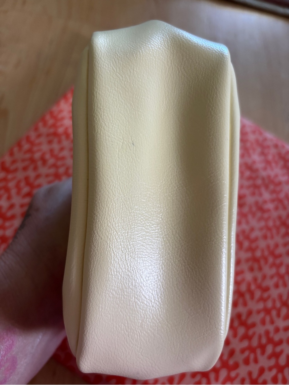 Anthropologie Cream Pleated Kiss-Lock Clutch - Picture 3 of 9